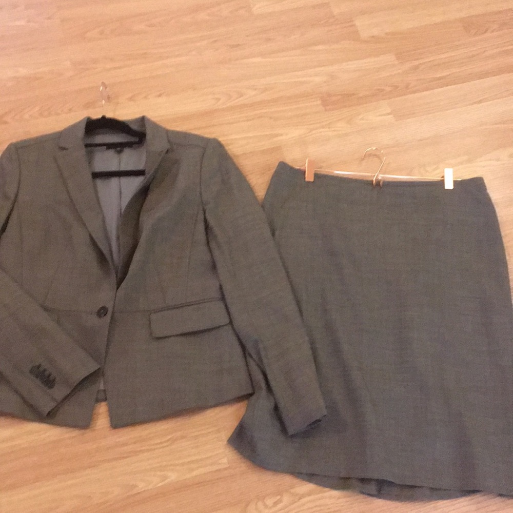Ann Taylor Skirt Suit